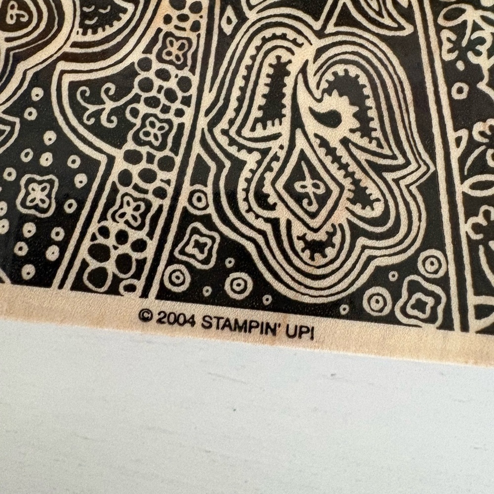 2 Large Wood Rubber Background Stamps - Picture 5 of 7